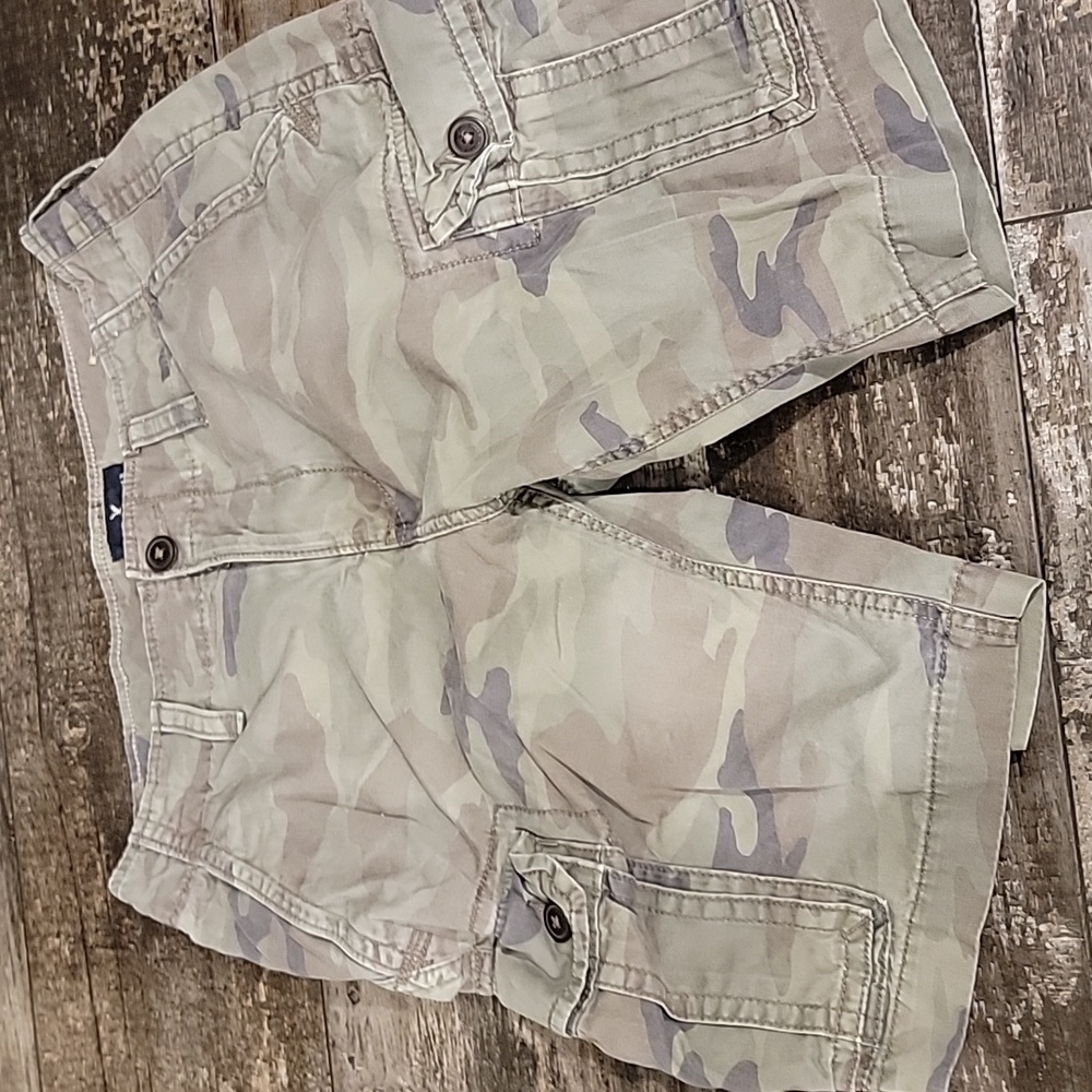 American Eagle Cargo shorts